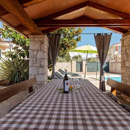 Villa Ulika By Istrabook Gajana