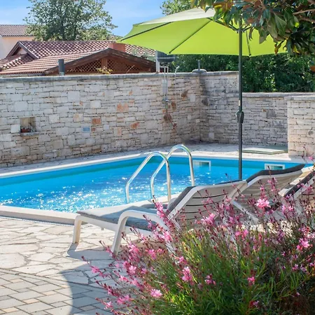 Ulika By Istrabook *