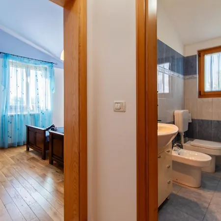 Villa Ulika By Istrabook Gajana